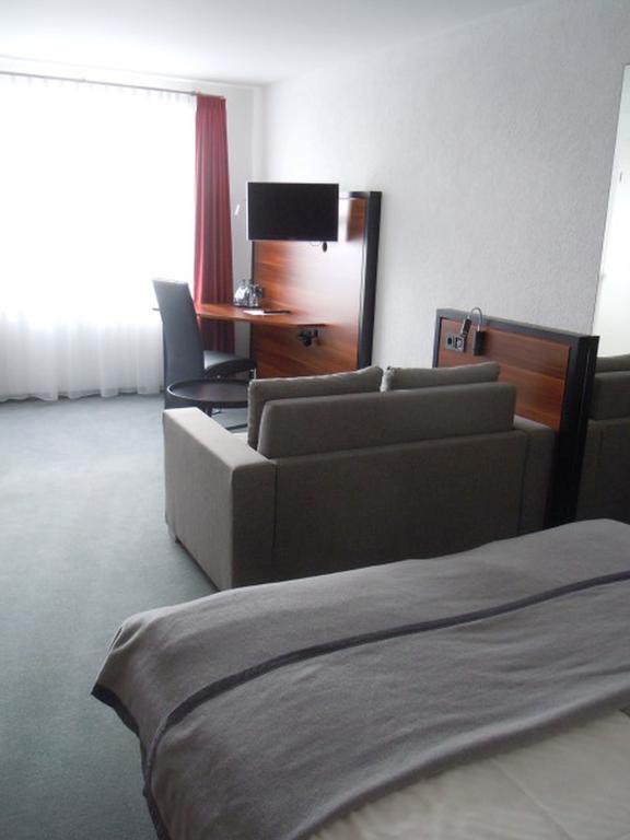 Allgaeuhotel Memmingen Nord Room photo